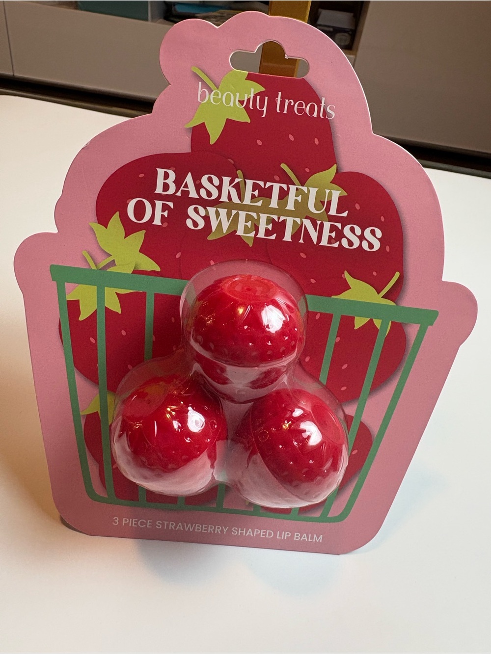 🍓 Beauty Treats Strawberry Lip Balm 3-Piece Set – New